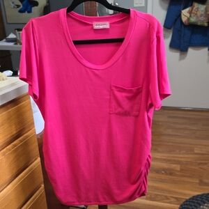 Rachel Fuchsia Short Sleeve Tee